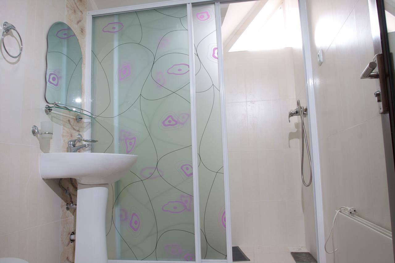 Zlata Inn Tamchy Habitación foto